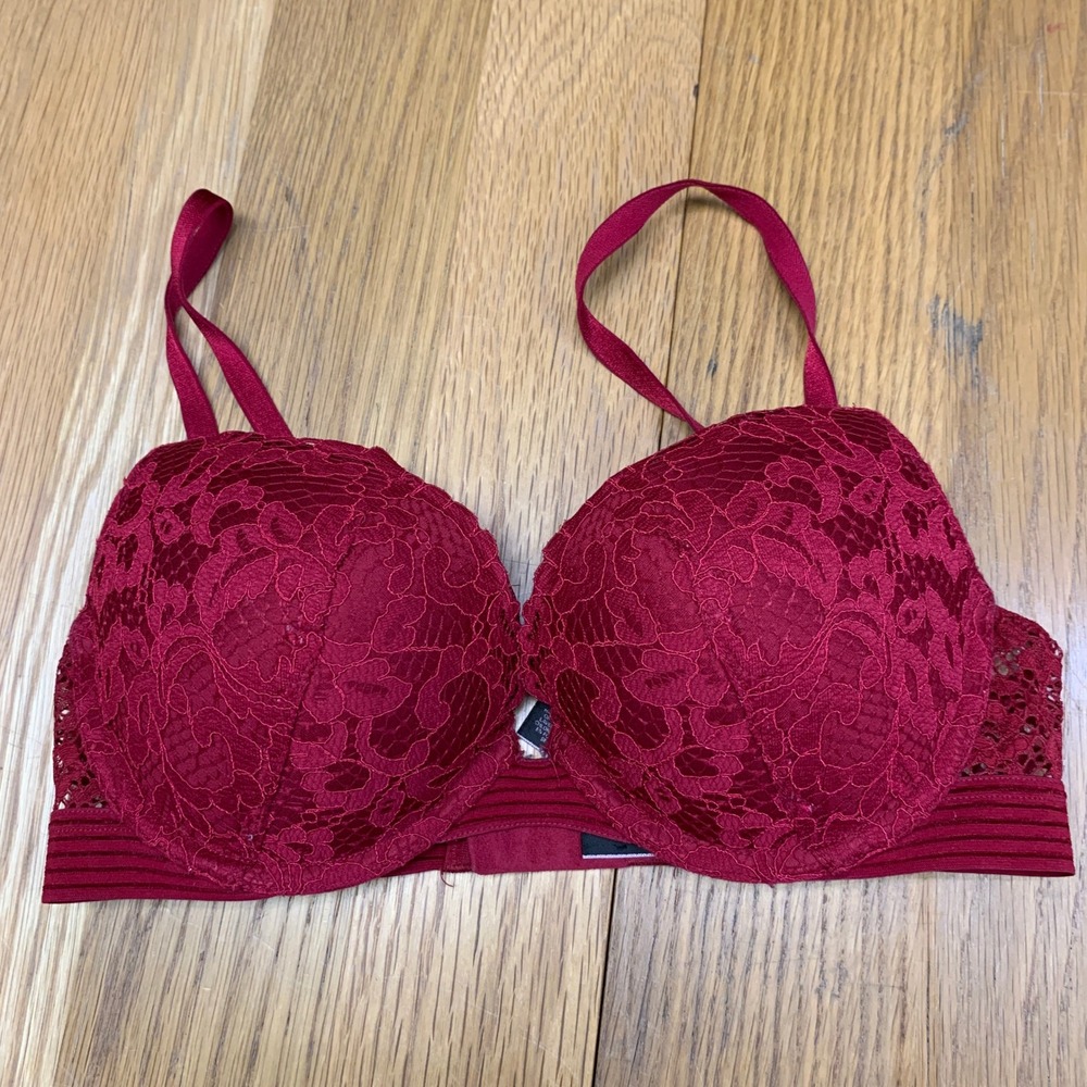 Victoria's Secret Very‎ Sexy Push-Up Bra 32C Red Floral Lace Padded Underwire